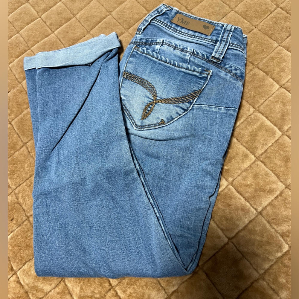 Size 0 YMI Wanna Betta Butt Skinny Jeans